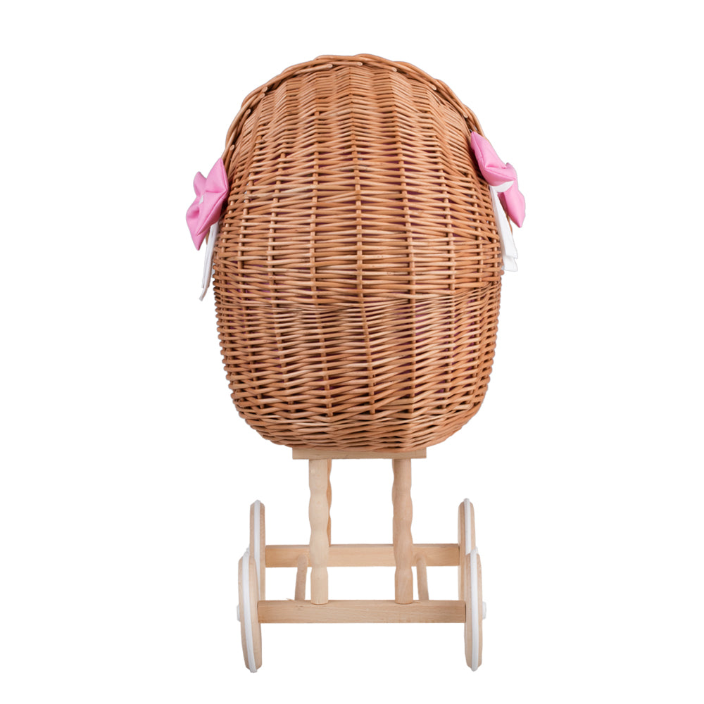 Lena wiklinowy wózek dla lalek z różowym obszyciem, kołderką i poduszką TheWickerStories