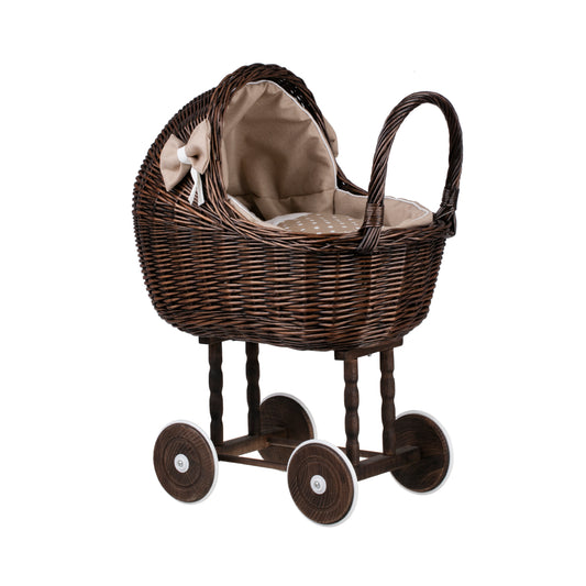 Lena wiklinowy wózek dla lalek z beżowym obszyciem, kołderką i poduszką TheWickerStories