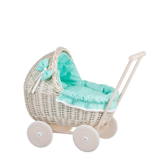 Lili wiklinowy wózek dla lalek z miętowym obszyciem, kołderką i poduszką TheWickerStories