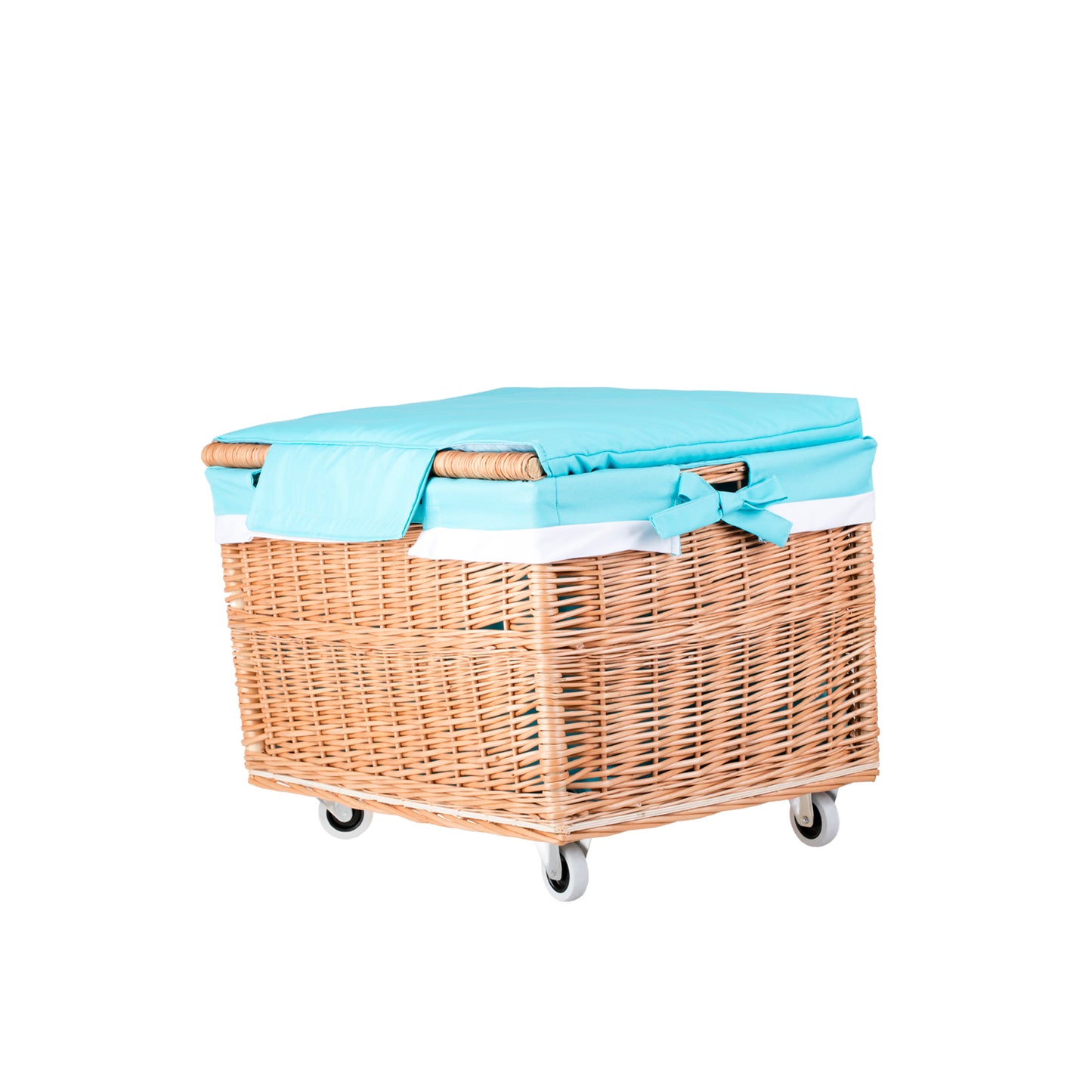 Cervus wiklinowy kosz z niebieskim obszyciem i kółkami TheWickerStories