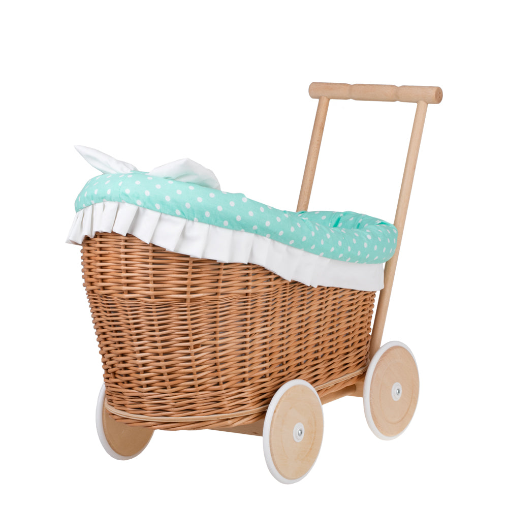 Luna wiklinowy wózek dla lalek z zielonym obszyciem, kołderką i poduszką TheWickerStories