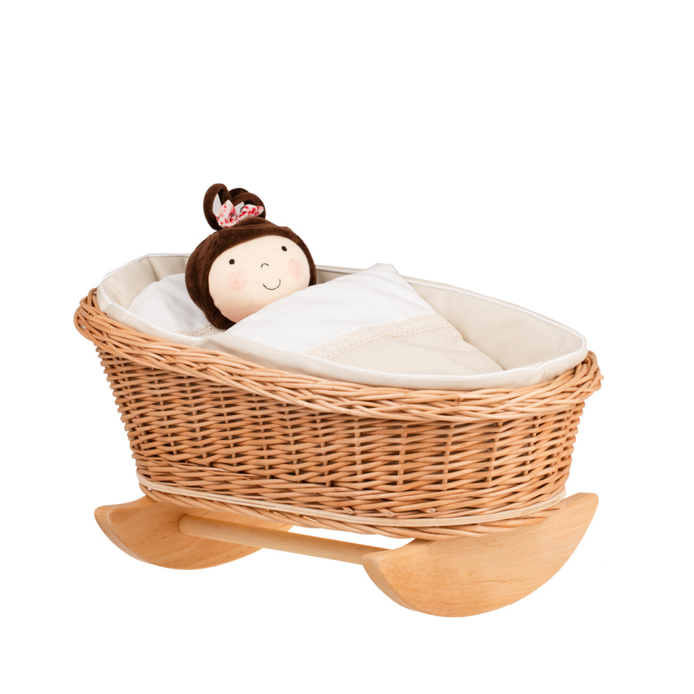 Mimi wiklinowa kołyska dla lalek z beżowym obszyciem, poduszką i kołderką TheWickerStories