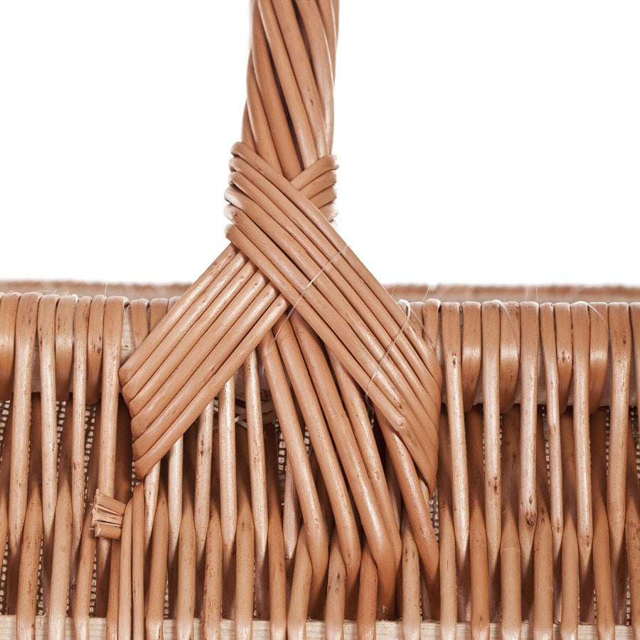 Fano wiklinowy kosz na drewno kominkowe z jutowym obszyciem, z rączką TheWickerStories