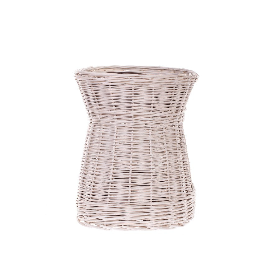 Erif wiklinowy domek dla kota dwupoziomowy z brązowymi poduszkami TheWickerStories