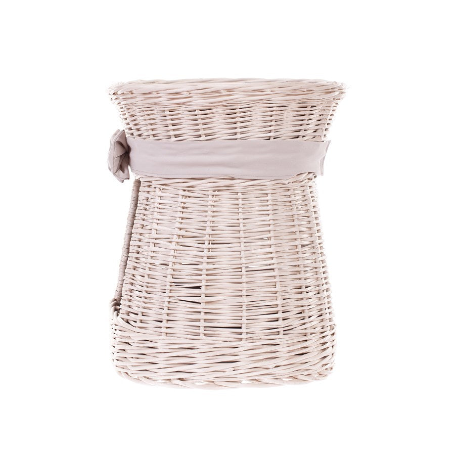 Erif wiklinowy domek dla kota dwupoziomowy z brązowymi poduszkami TheWickerStories