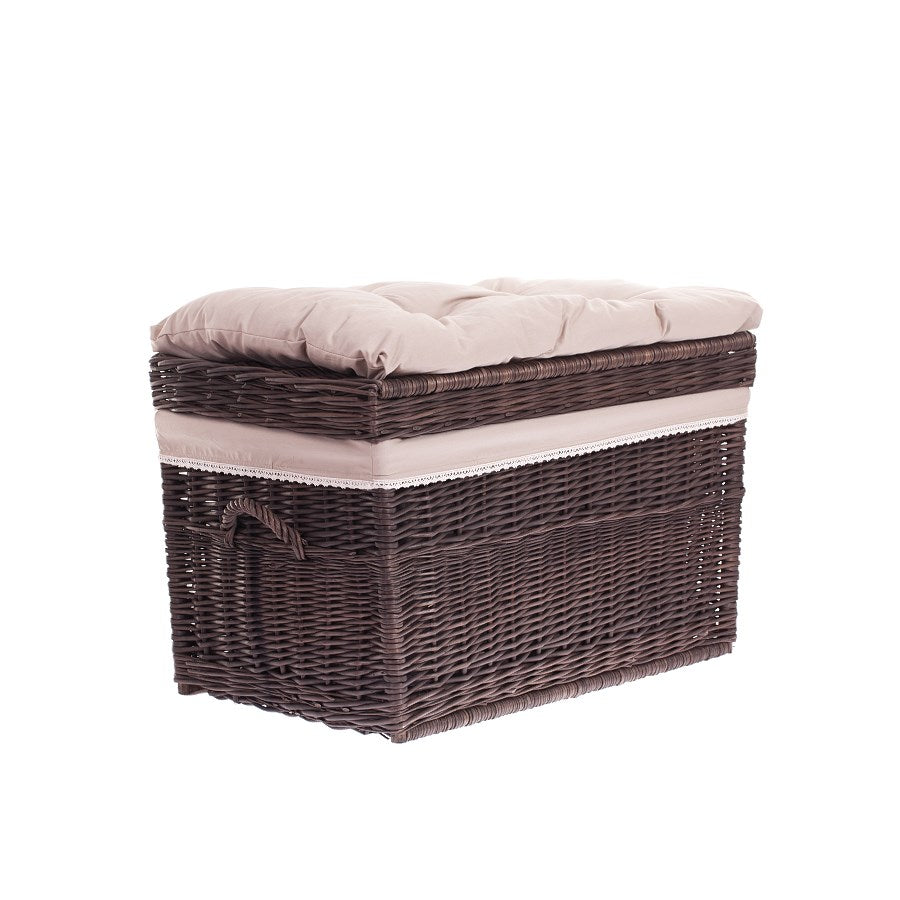 Kogia wiklinowy kosz z beżowym obszyciem, poduszką, rączkami i wiekiem TheWickerStories