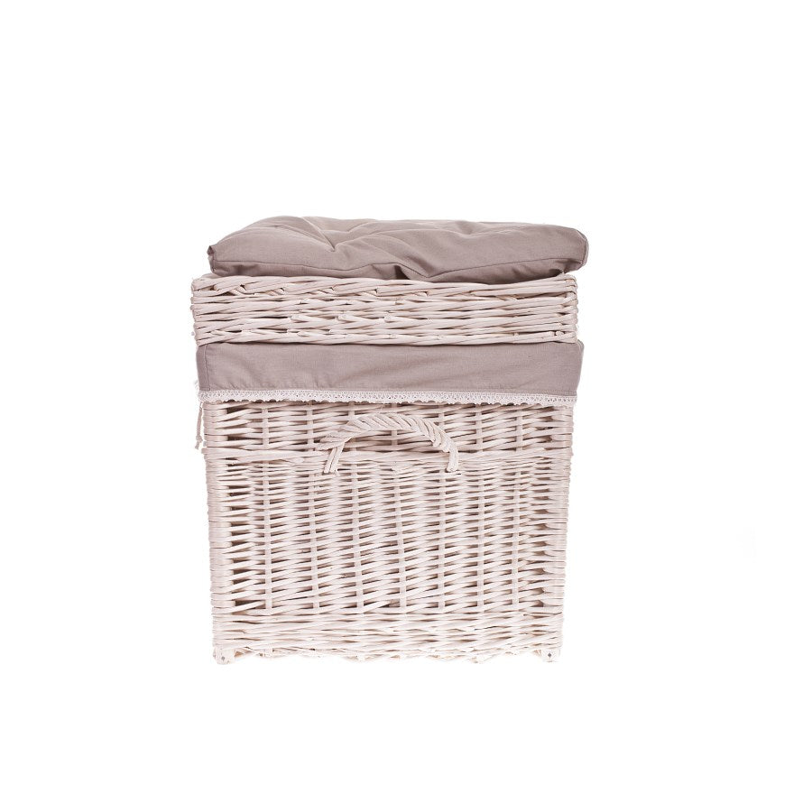 Kogia wiklinowy kosz z beżowym obszyciem, poduszką, rączkami i wiekiem TheWickerStories