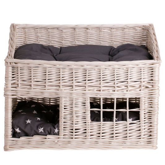 Estrella wiklinowy domek dla kota z szarymi poduszkami, dwupoziomowy z okienkiem TheWickerStories