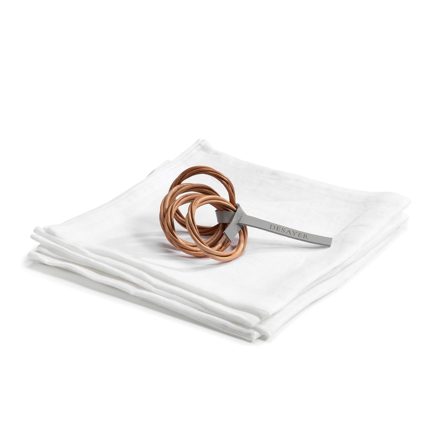 Amira wiklinowy pierścień na serwetki do stołu z białymi lnianymi serwetkami, zestaw 4 szt. TheWickerStories