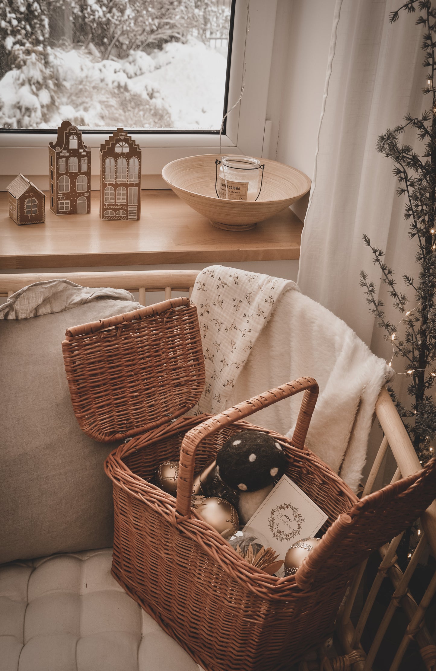 Kastulia wiklinowy koszyk piknikowy z wiekiem TheWickerStories