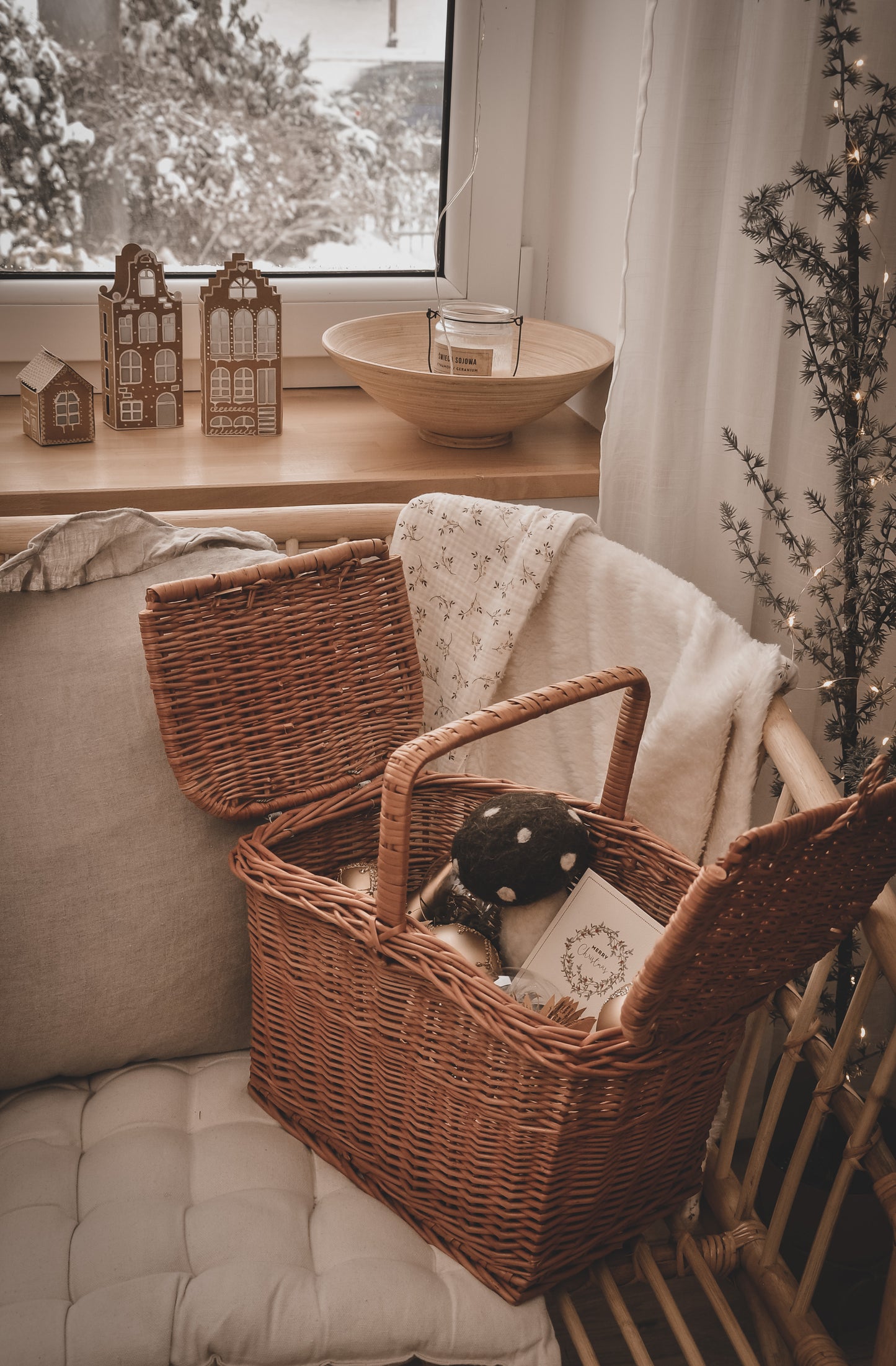 Kastulia wiklinowy koszyk piknikowy z wiekiem TheWickerStories