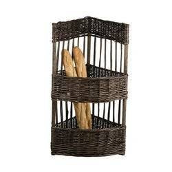 donker rieten Baguette mand driehoek 40x40 H69 cm